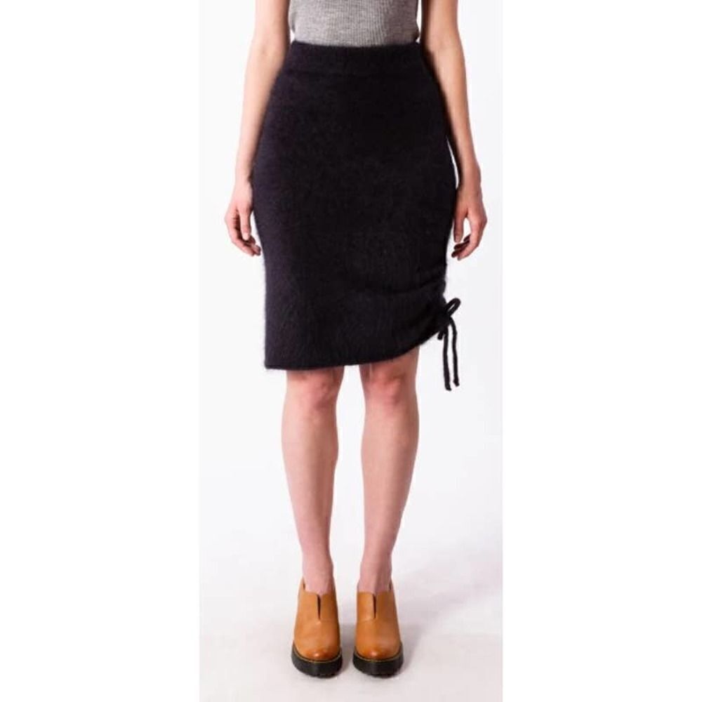 Kerismadjembe Angora Blend Skirt Sz. S/M